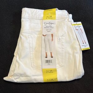 Jessica Simpson Skinny Crop Jean